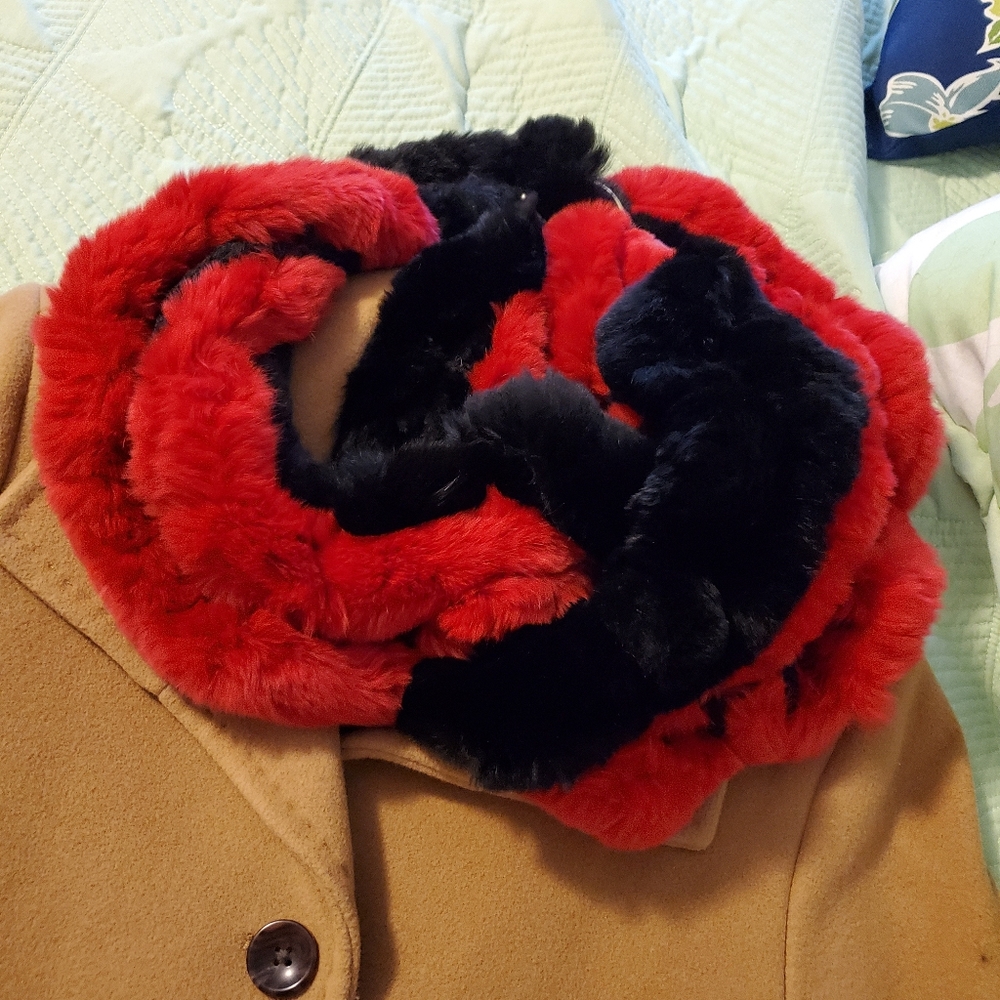 Kluger real rabbit infinity scarf